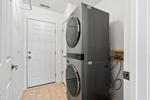 33 Carolina Shores Parkway, Carolina Shores, NC 28467