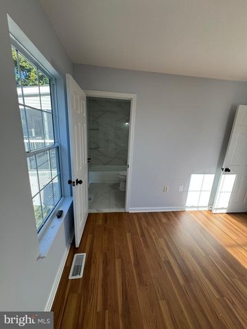 419 SUMMIT AVE, Winchester, VA 22601