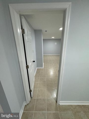 419 SUMMIT AVE, Winchester, VA 22601