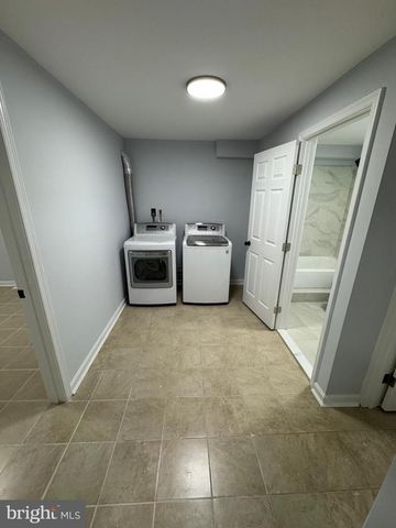 419 SUMMIT AVE, Winchester, VA 22601
