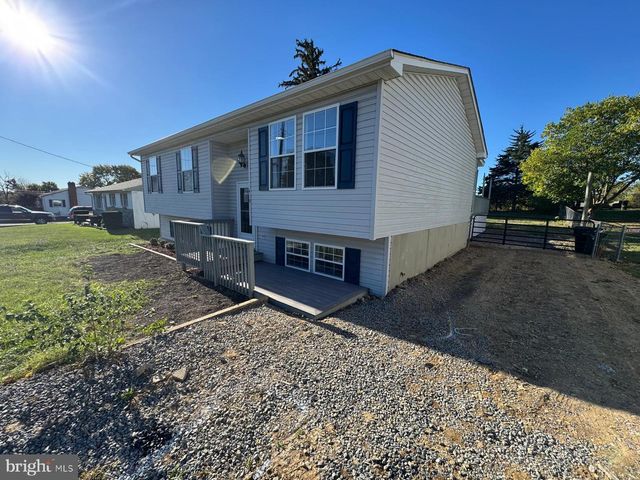 419 SUMMIT AVE, Winchester, VA 22601