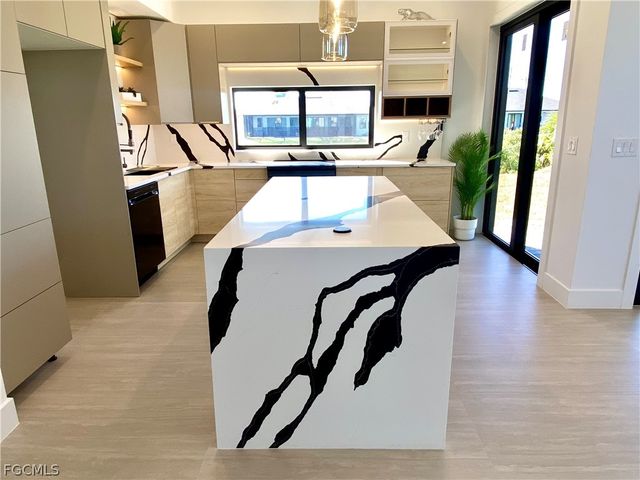 1506 SW 1st ST, Cape Coral, FL 33991