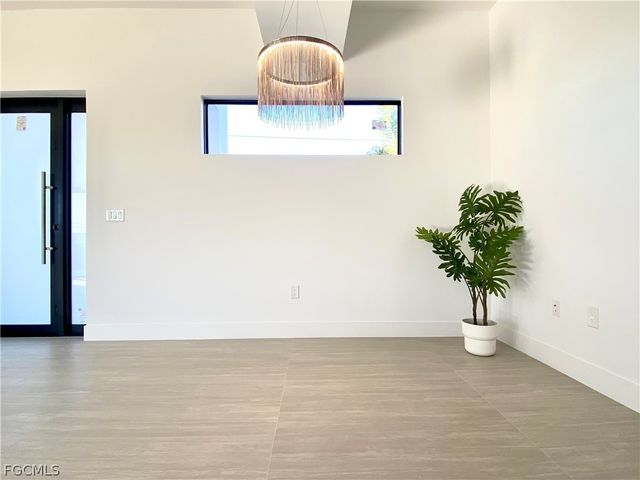 1506 SW 1st ST, Cape Coral, FL 33991