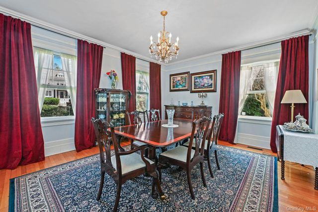 60 Greenridge Avenue, White Plains, NY 10605