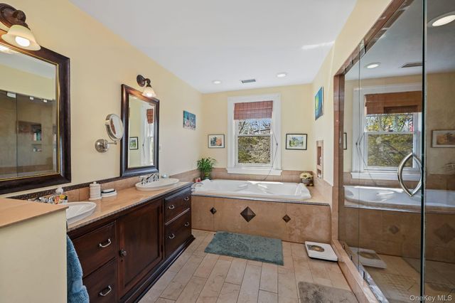 60 Greenridge Avenue, White Plains, NY 10605