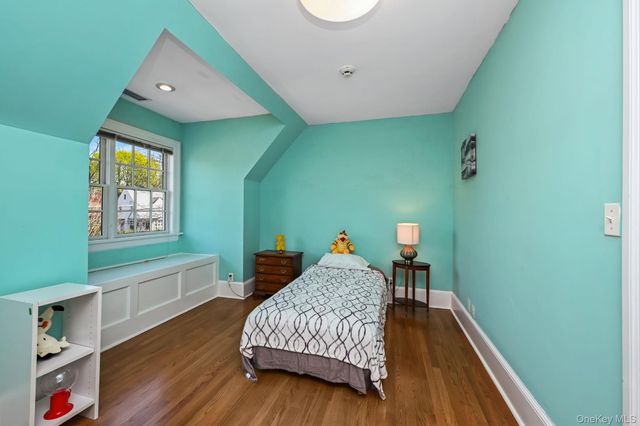 60 Greenridge Avenue, White Plains, NY 10605