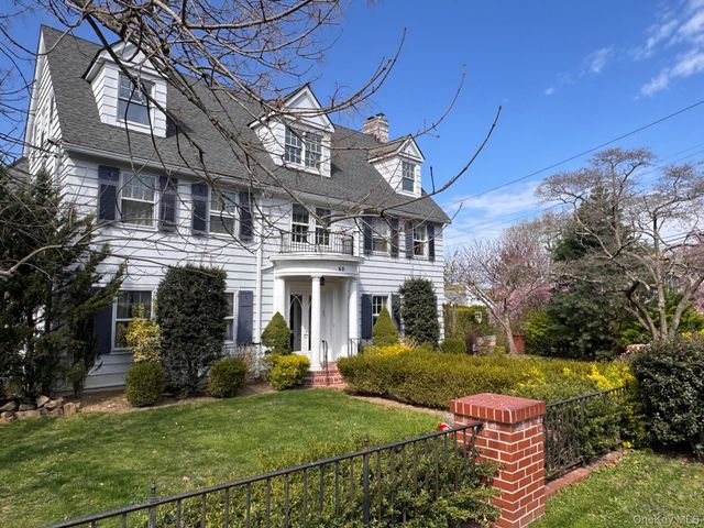 60 Greenridge Avenue, White Plains, NY 10605