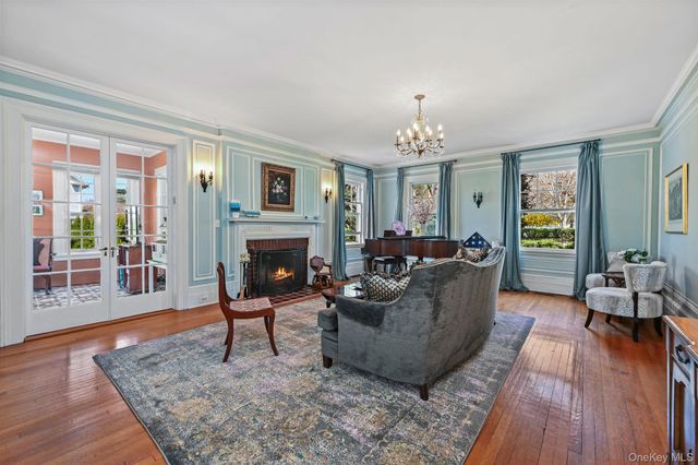 60 Greenridge Avenue, White Plains, NY 10605