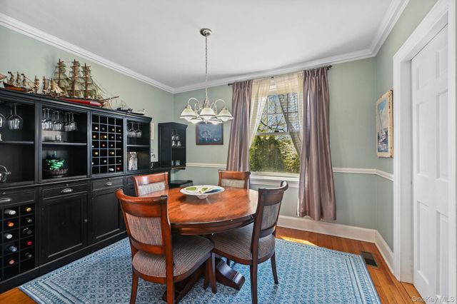 60 Greenridge Avenue, White Plains, NY 10605