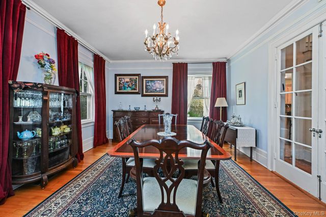 60 Greenridge Avenue, White Plains, NY 10605