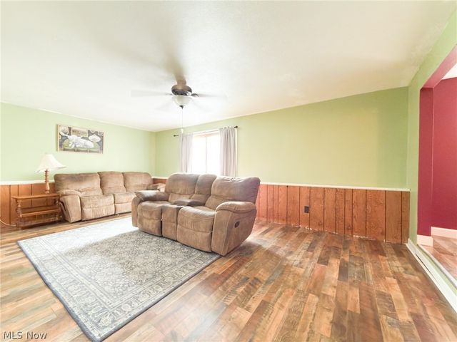 1664 Douglas Road, Wickliffe, OH 44092