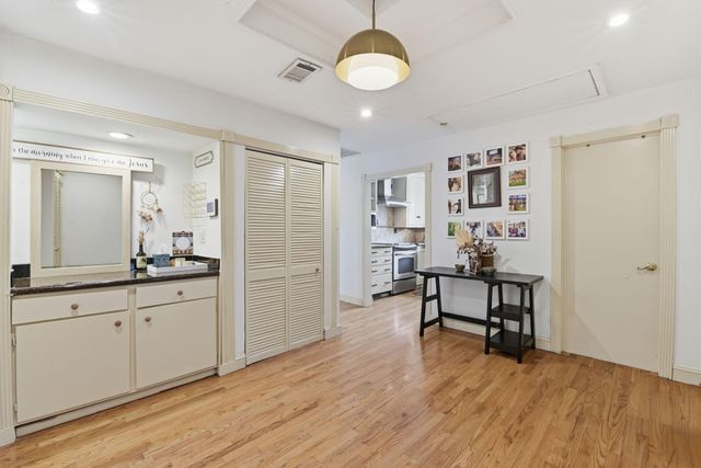 1918 Vassar Street, Houston, TX 77098