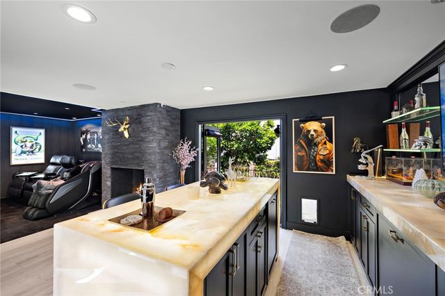 234 Via Graziana, Newport Beach, CA 92663