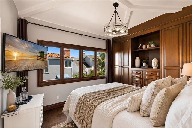 234 Via Graziana, Newport Beach, CA 92663