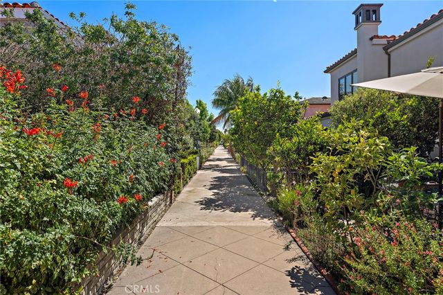 234 Via Graziana, Newport Beach, CA 92663