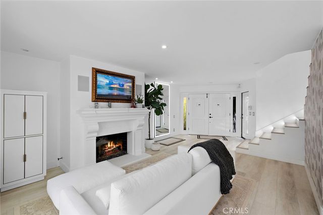 234 Via Graziana, Newport Beach, CA 92663