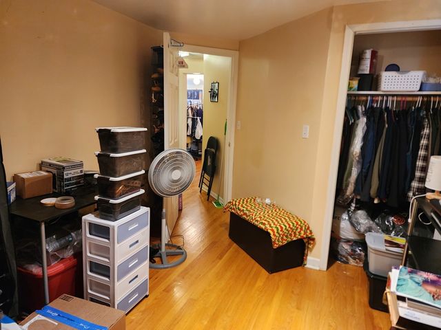 2720 W 96th Place, Evergreen Park, IL 60805