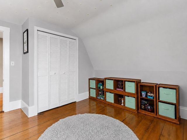 246 Cypress St 4, Brookline, MA 02445