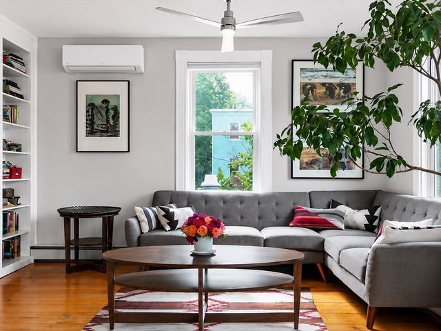 246 Cypress St 4, Brookline, MA 02445