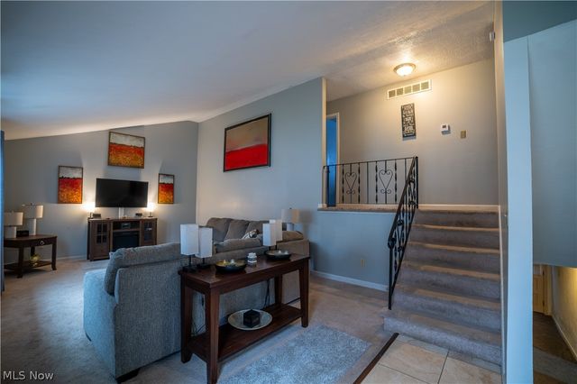 1491 Rowles Drive, Akron, OH 44313