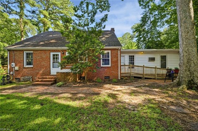 4104 Thalia DR, Virginia Beach, VA 23452