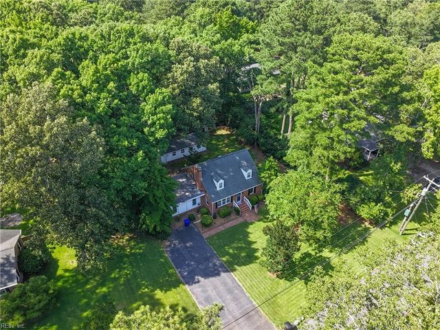 4104 Thalia DR, Virginia Beach, VA 23452