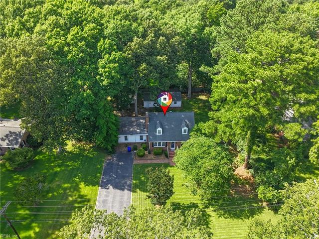 4104 Thalia DR, Virginia Beach, VA 23452