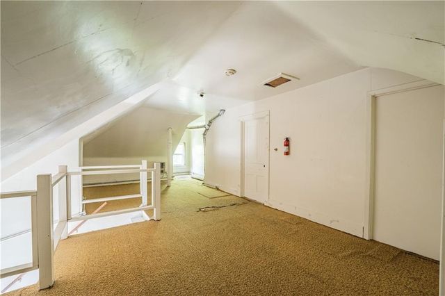 1010 S Farwell Street #1010, Eau Claire, WI 54701