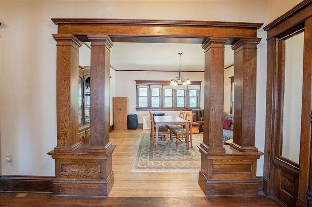 1010 S Farwell Street #1010, Eau Claire, WI 54701