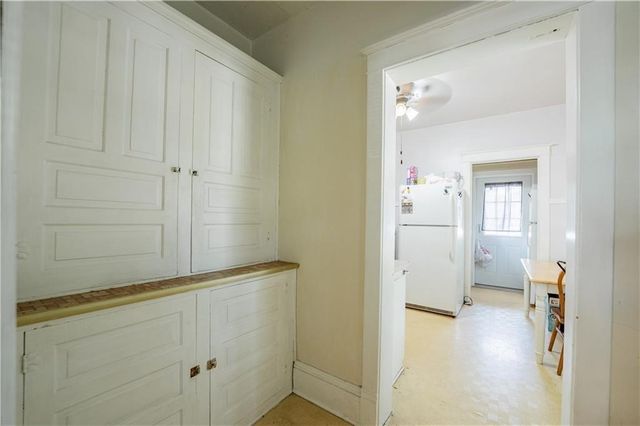 1010 S Farwell Street #1010, Eau Claire, WI 54701