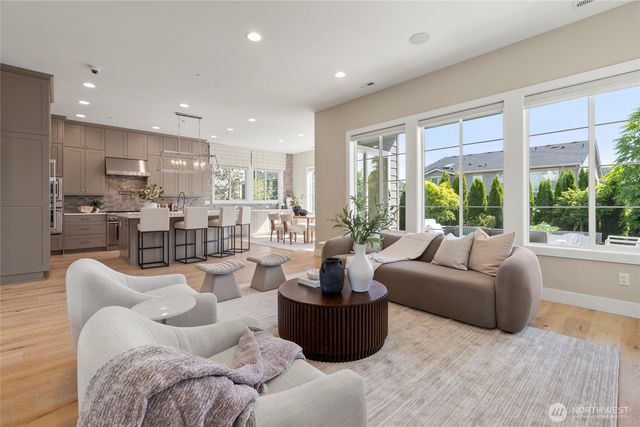 12140 173rd Place NE, Redmond, WA 98052