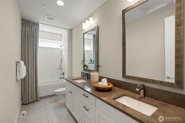 12140 173rd Place NE, Redmond, WA 98052