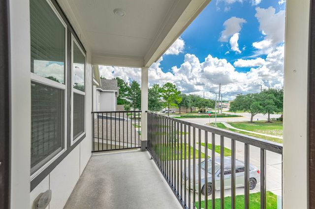 14963 Eagle Feather Drive, Houston, TX 77090