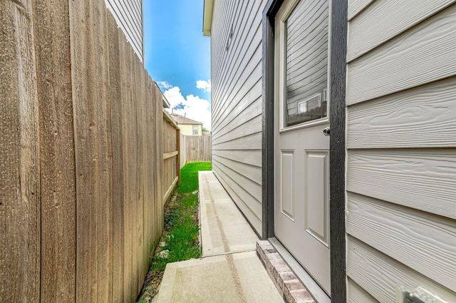 14963 Eagle Feather Drive, Houston, TX 77090