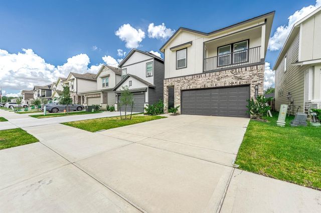 14963 Eagle Feather Drive, Houston, TX 77090