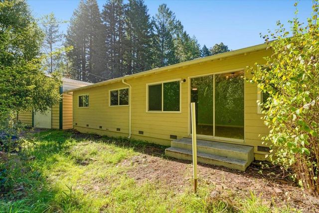 215 Moon Drive, Boulder Creek, CA 95006