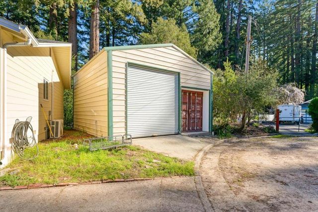 215 Moon Drive, Boulder Creek, CA 95006