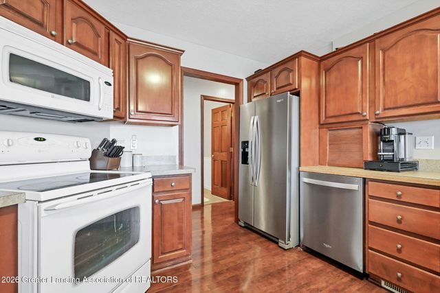 146 Canterbury Drive, Charlotte, MI 48813