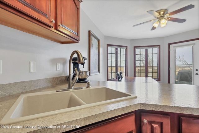 146 Canterbury Drive, Charlotte, MI 48813