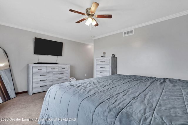 146 Canterbury Drive, Charlotte, MI 48813