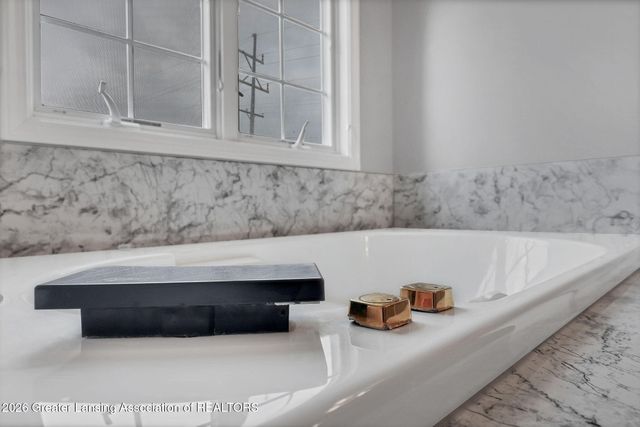 146 Canterbury Drive, Charlotte, MI 48813