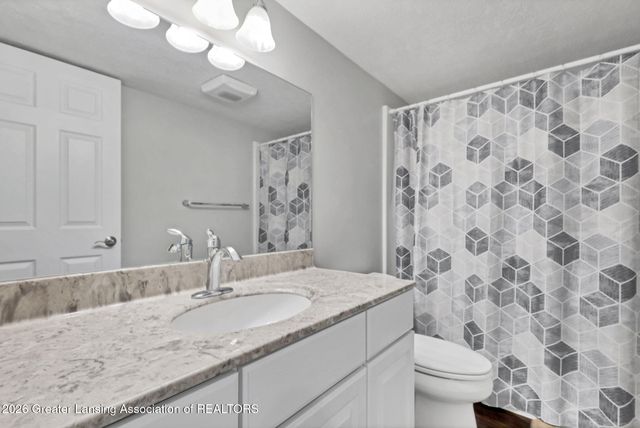 146 Canterbury Drive, Charlotte, MI 48813