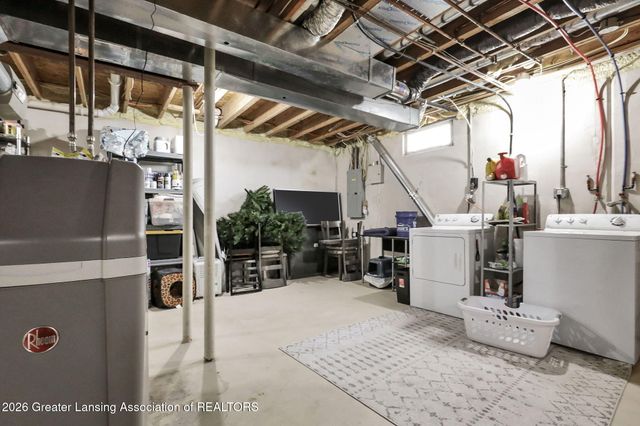 146 Canterbury Drive, Charlotte, MI 48813