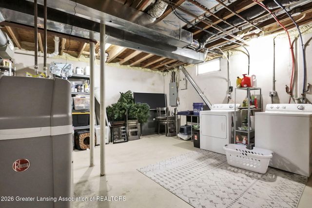 146 Canterbury Drive, Charlotte, MI 48813