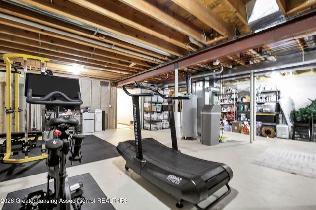 146 Canterbury Drive, Charlotte, MI 48813