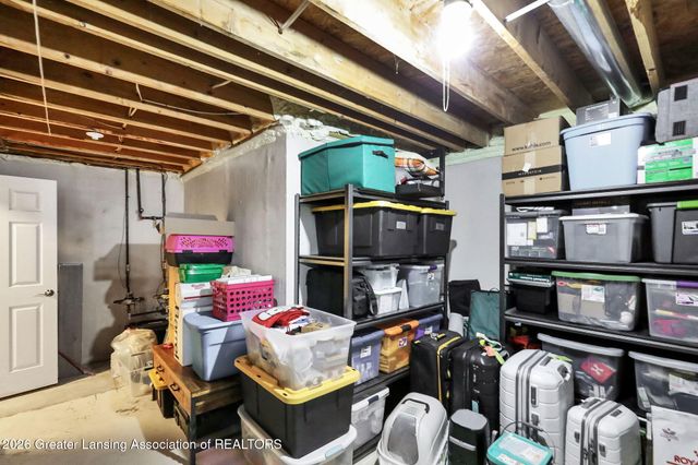 146 Canterbury Drive, Charlotte, MI 48813