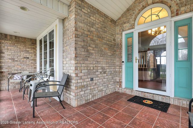 146 Canterbury Drive, Charlotte, MI 48813