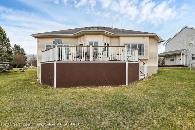 146 Canterbury Drive, Charlotte, MI 48813