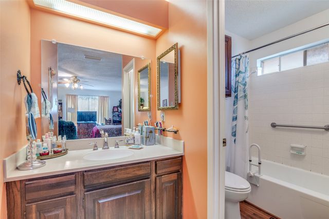 625 Perdido Drive, Garland, TX 75043