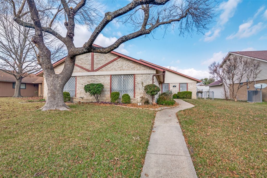 625 Perdido Drive, Garland, TX 75043
